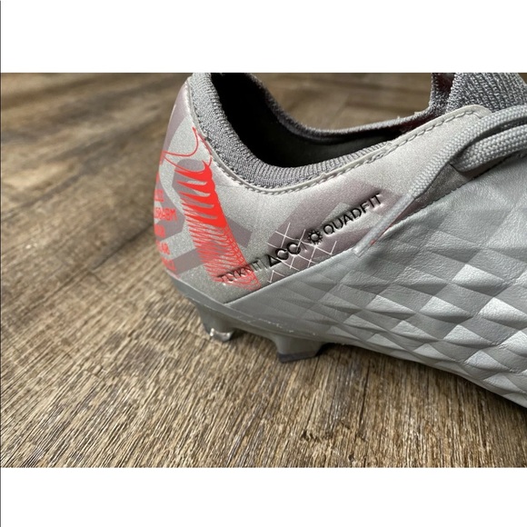 Nike Tiempo Legend 8 Elite ACC FG Soccer Cleat‎ - Picture 14 of 16